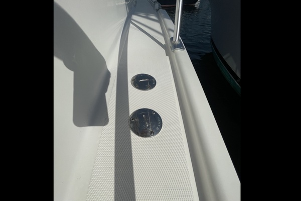 31ft Luhrs Yacht For Sale