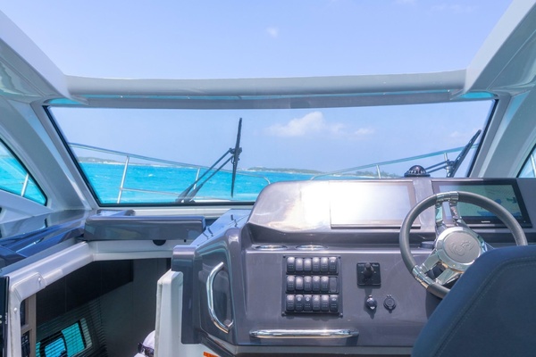 Sea Horse 40ft Beneteau Yacht For Sale
