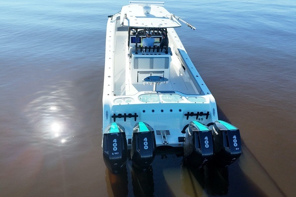 Front Runner 37 Catamaran Yacht For Sale