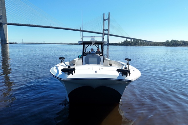 Tunnel Vizion 38ft Front Runner Yacht For Sale