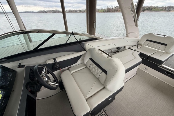 24ft Regal Yacht For Sale