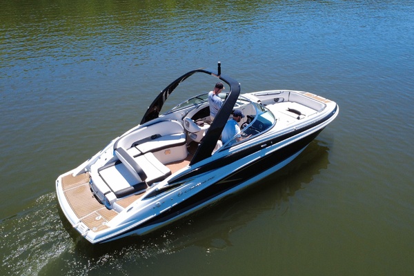25ft Crownline Yacht For Sale