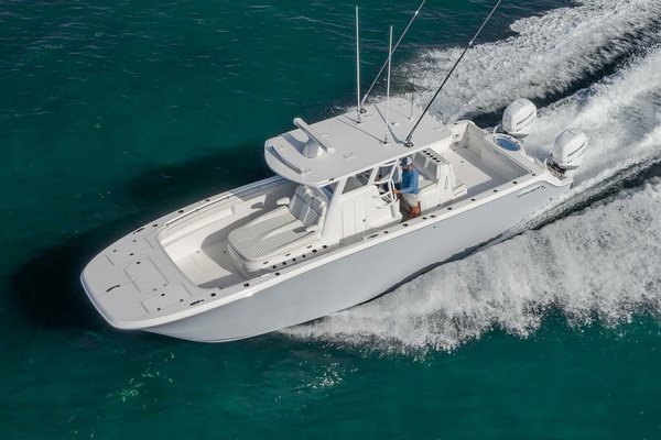 Invincible - 33 Catamaran