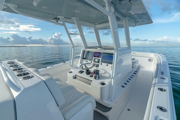 34ft Invincible Yacht For Sale