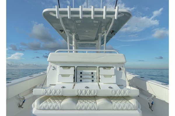 34ft Invincible Yacht For Sale
