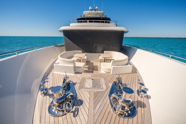 2022 Ocean Alexander 120