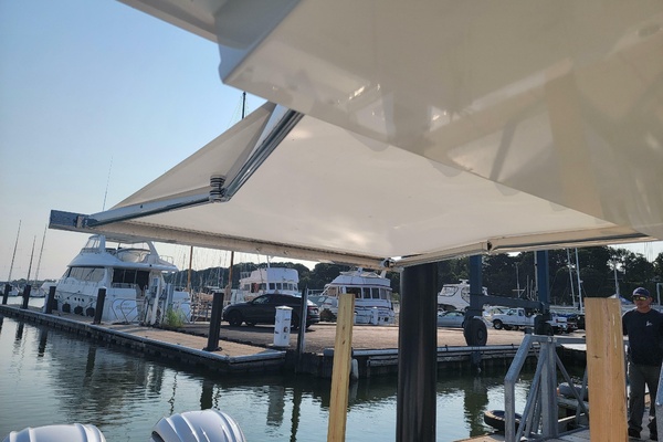 Over Bohr rsquo d 32ft Pursuit Yacht For Sale