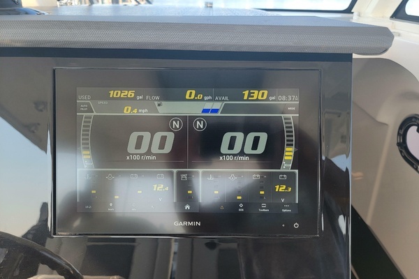 2023 Pursuit 32
