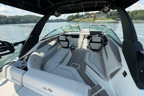 26ft Sea Ray Yacht For Sale