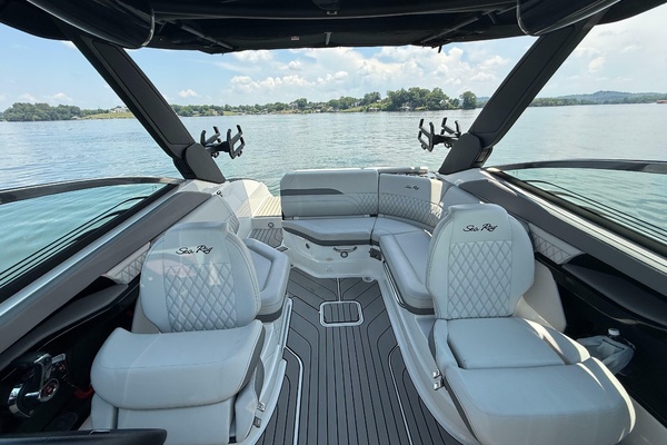 26ft Sea Ray Yacht For Sale