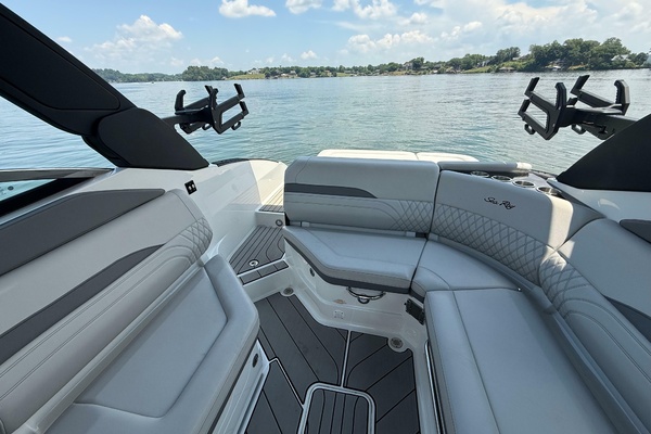 26ft Sea Ray Yacht For Sale