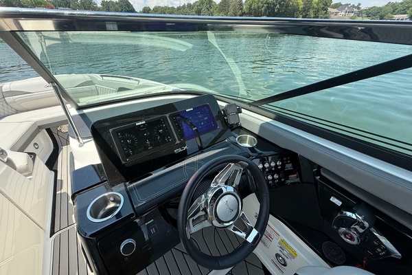 26ft Sea Ray Yacht For Sale