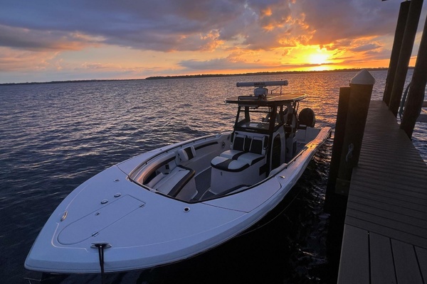 Sunset Chaser 32ft Tidewater Yacht For Sale