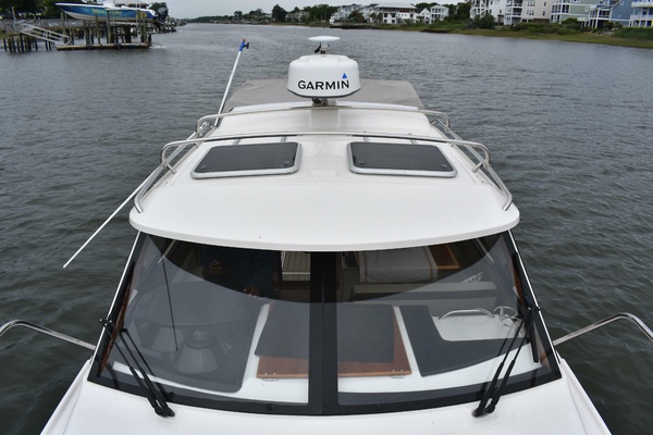 30ft Cutwater Yacht For Sale