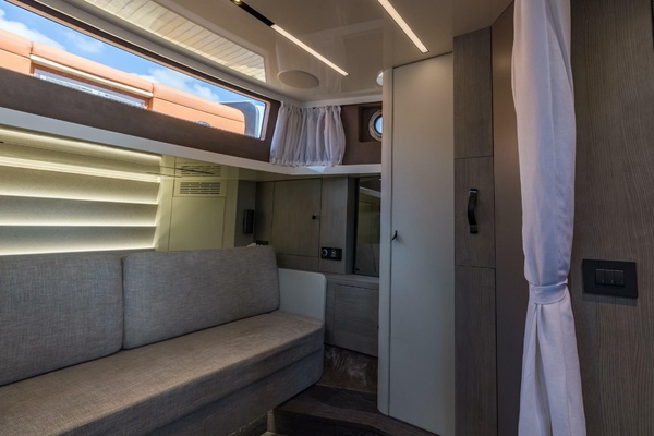 BELLA 46ft Cranchi Yacht For Sale