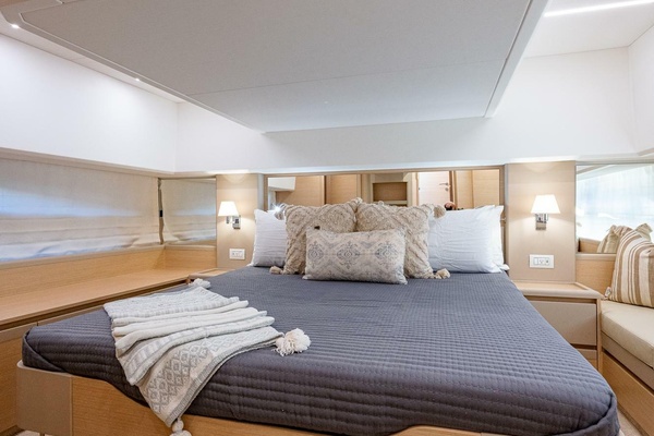 45ft Greenline Yacht For Sale