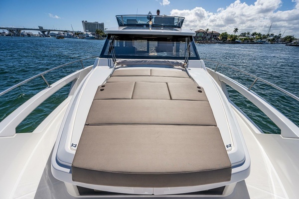 45ft Greenline Yacht For Sale