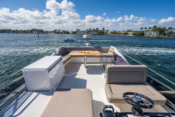 45ft Greenline Yacht For Sale