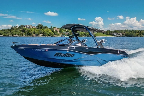 2022 Malibu 25