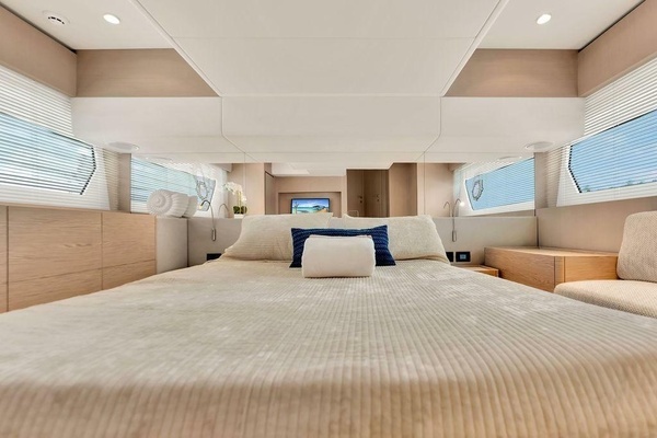 Ferretti Yachts 500 Yacht For Sale