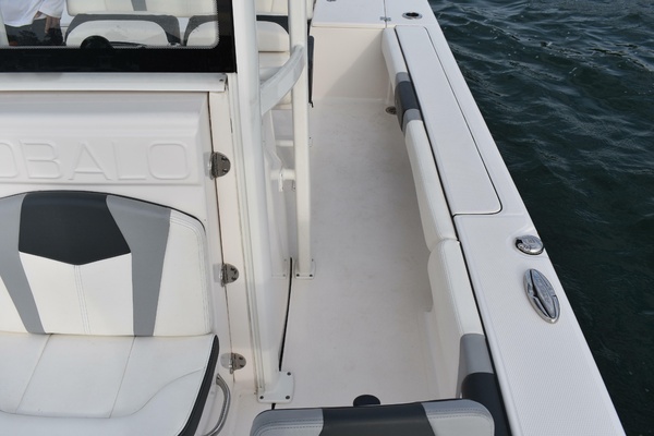 24ft Robalo Yacht For Sale