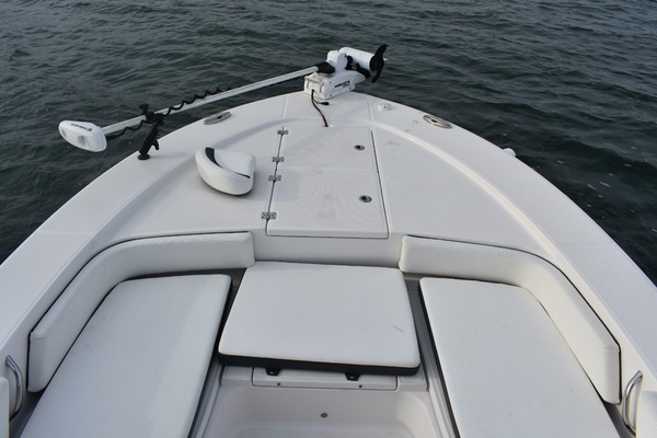 24ft Robalo Yacht For Sale