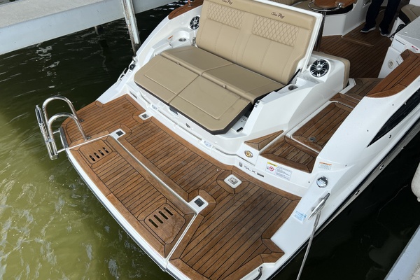 FUN DREAM 35ft Sea Ray Yacht For Sale