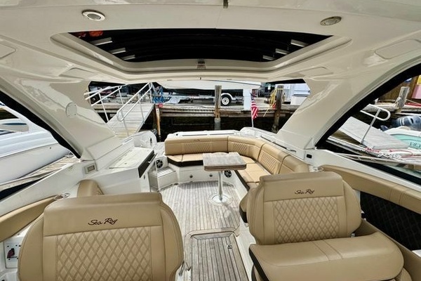 FUN DREAM 35ft Sea Ray Yacht For Sale