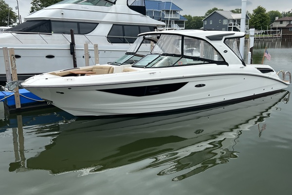 FUN DREAM 35ft Sea Ray Yacht For Sale