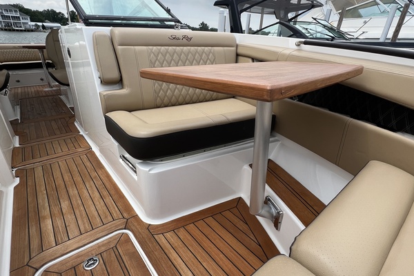 FUN DREAM 35ft Sea Ray Yacht For Sale