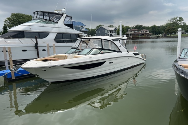 FUN DREAM 35ft Sea Ray Yacht For Sale