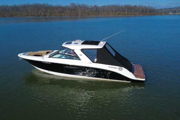 PRICED TO SELL  40ft Sea Ray Yacht For Sale