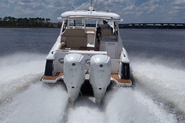 Southport 33 DC Yacht For Sale