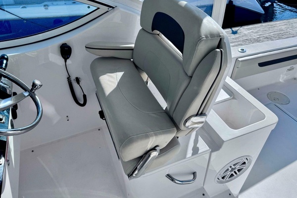 2022 Stamas 37