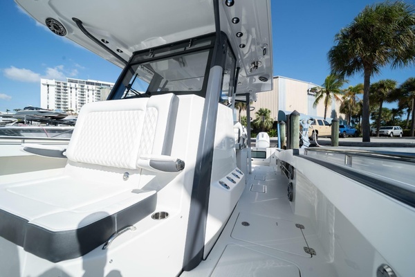 40ft World Cat Yacht For Sale