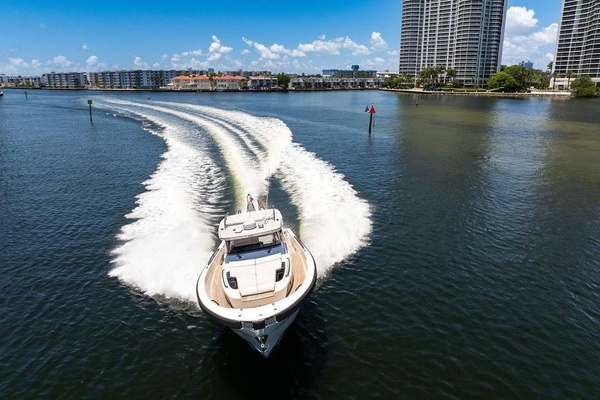 Ocean One 42ft Bluegame Yacht For Sale