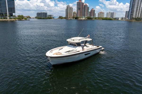 Ocean One 42ft Bluegame Yacht For Sale