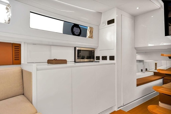 Bluegame BG 42 Yacht For Sale