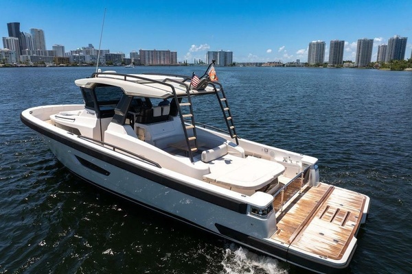 Ocean One 42ft Bluegame Yacht For Sale