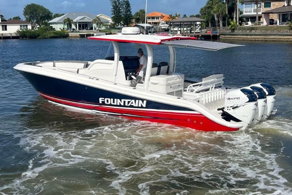 2021 Fountain 39