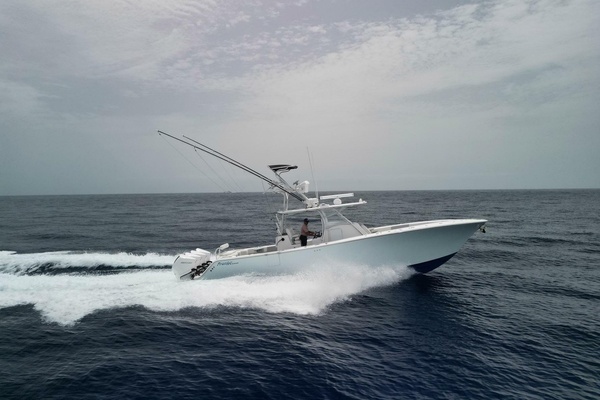 Bluefin Tales 39ft Front Runner Yacht For Sale