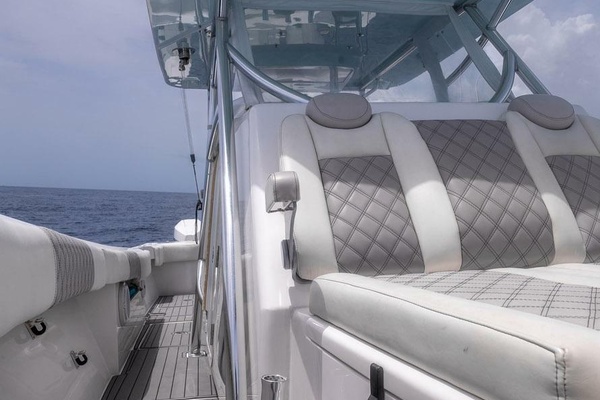 Bluefin Tales 39ft Front Runner Yacht For Sale