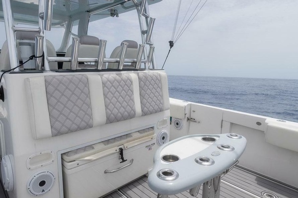 Bluefin Tales 39ft Front Runner Yacht For Sale