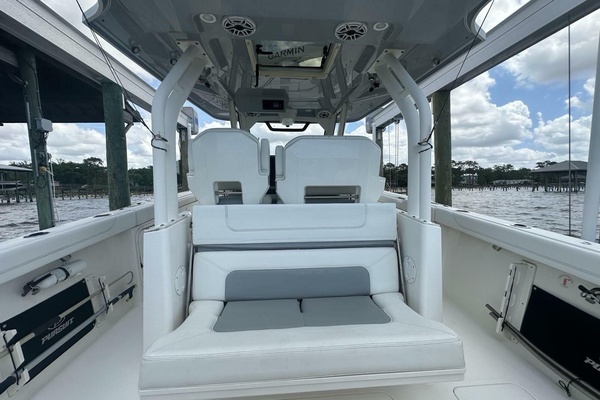 34ft Pursuit Yacht For Sale