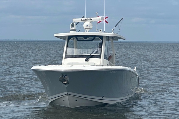 34ft Pursuit Yacht For Sale