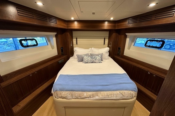 Sirena 58 Yacht For Sale