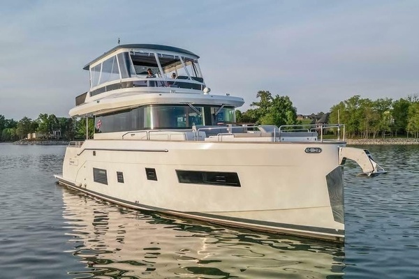 Sirena 58 Yacht For Sale