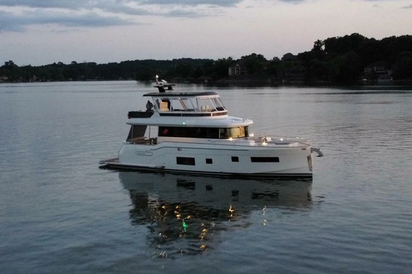 2021 Sirena 58