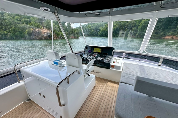 2021 Sirena 58