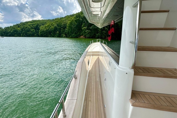 Sirena 58 Yacht For Sale